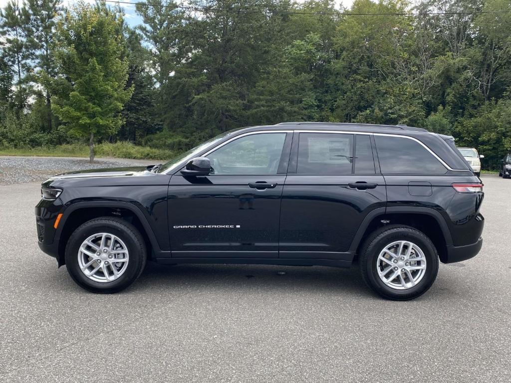 new 2025 Jeep Grand Cherokee car, priced at $38,125