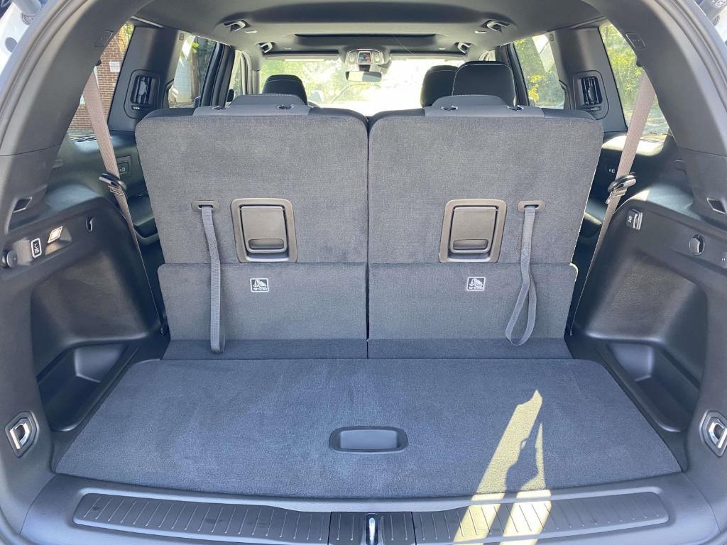 new 2025 Jeep Grand Cherokee L car, priced at $42,825