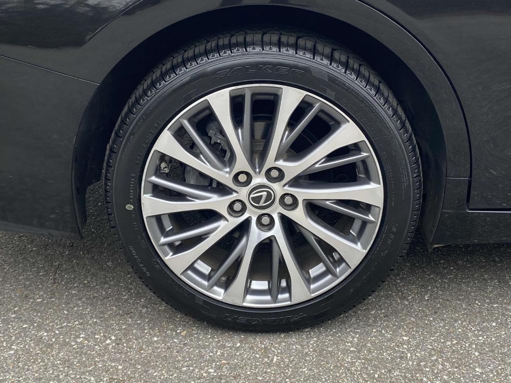 used 2019 Lexus ES 350 car, priced at $26,994