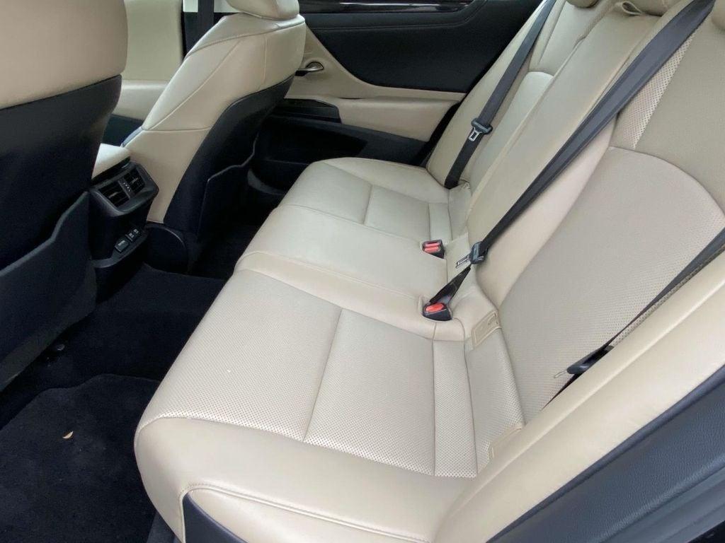 used 2019 Lexus ES 350 car, priced at $29,157
