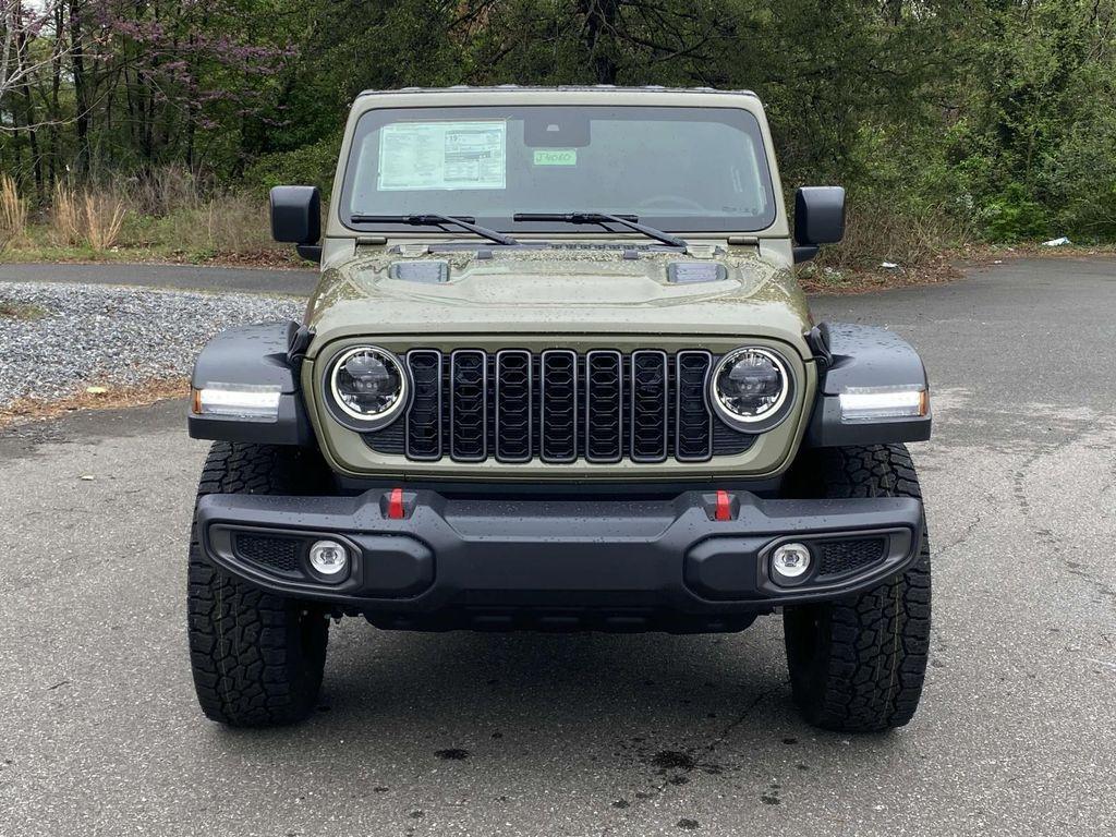 new 2025 Jeep Gladiator car, priced at $56,135