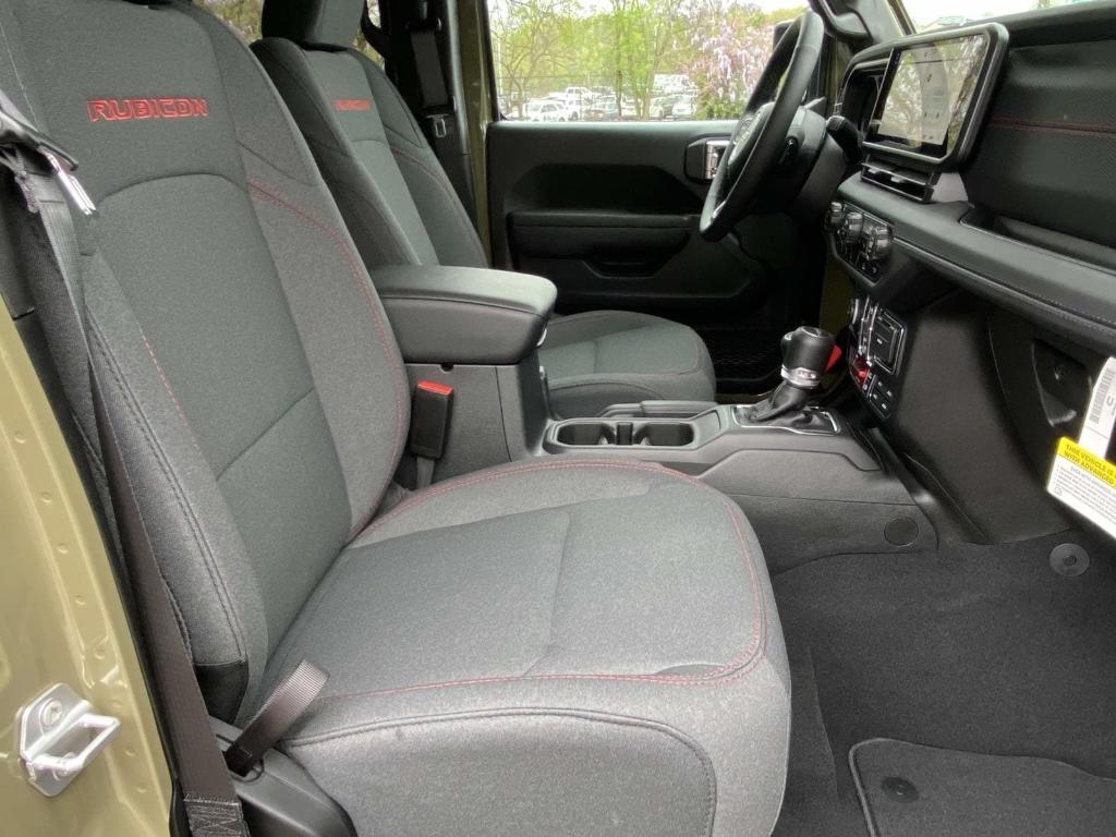 new 2025 Jeep Gladiator car, priced at $53,885