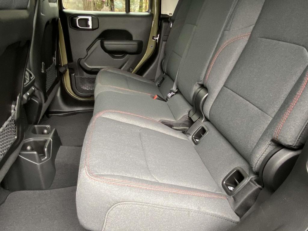 new 2025 Jeep Gladiator car, priced at $50,010