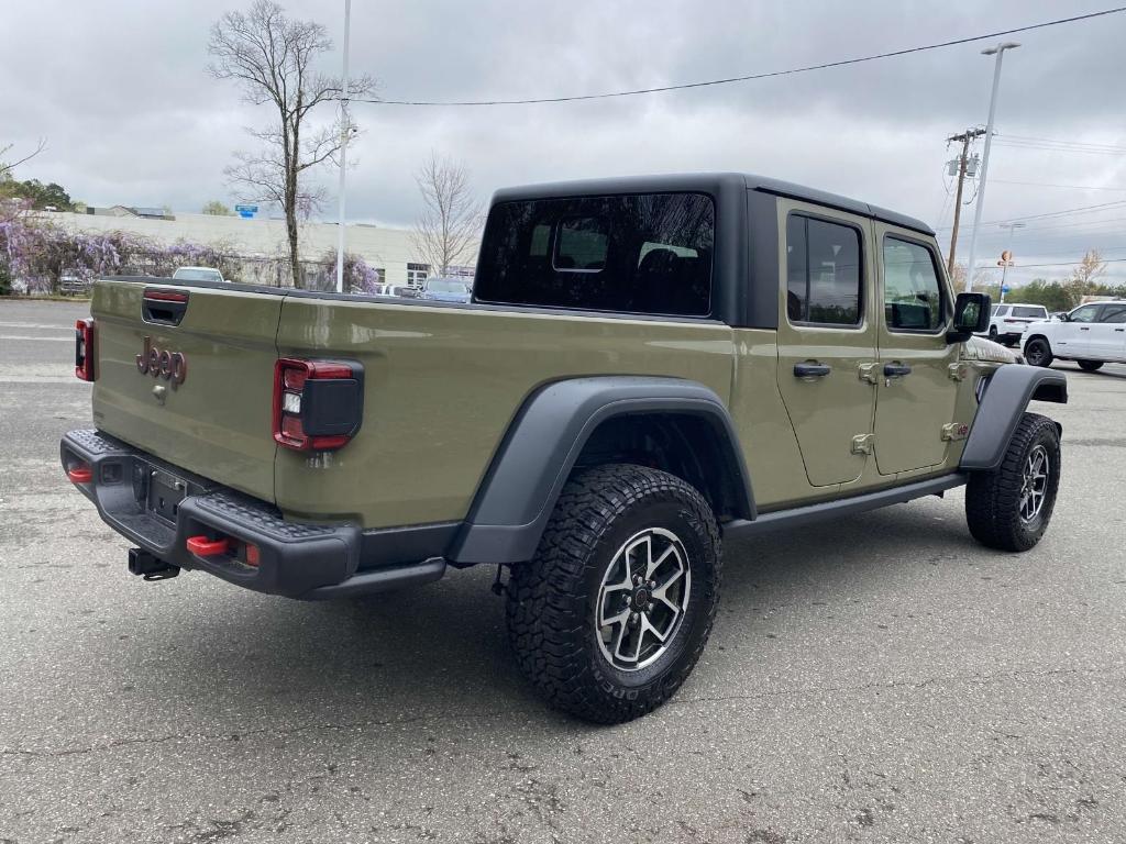 new 2025 Jeep Gladiator car, priced at $53,885