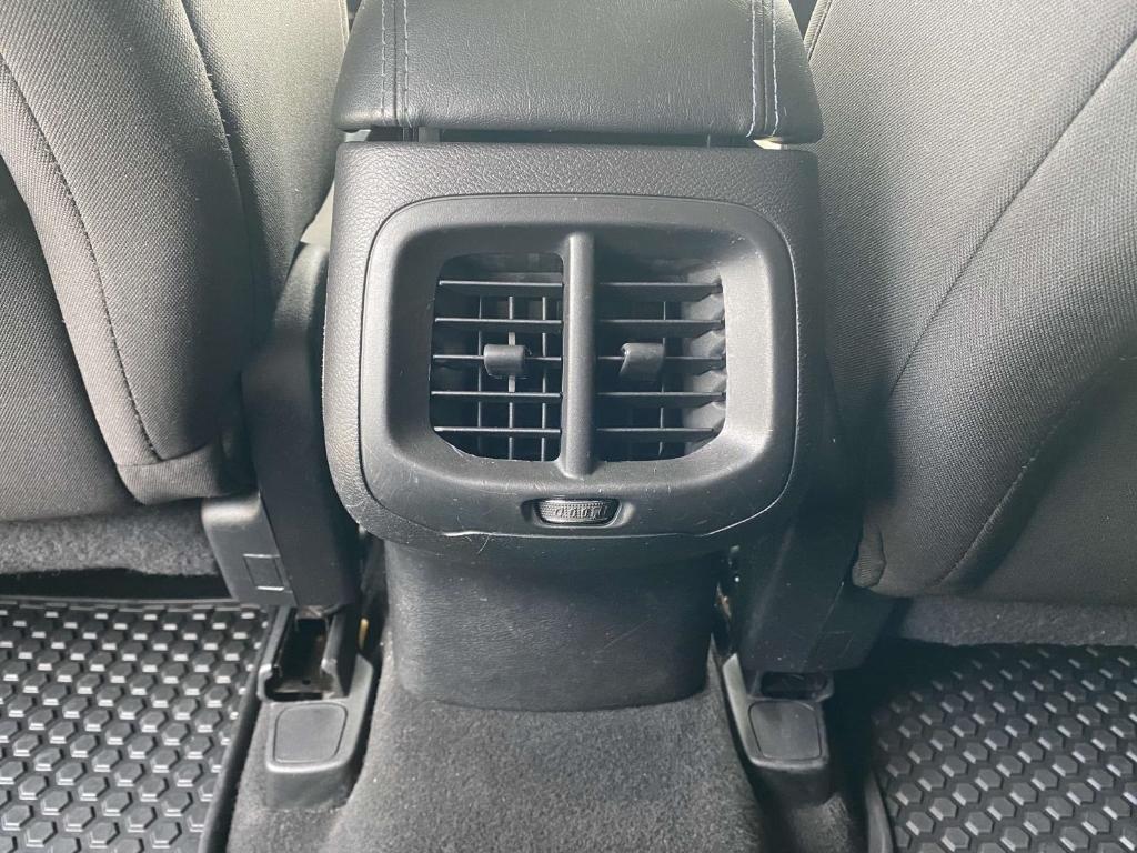 used 2019 Jeep Cherokee car, priced at $13,994