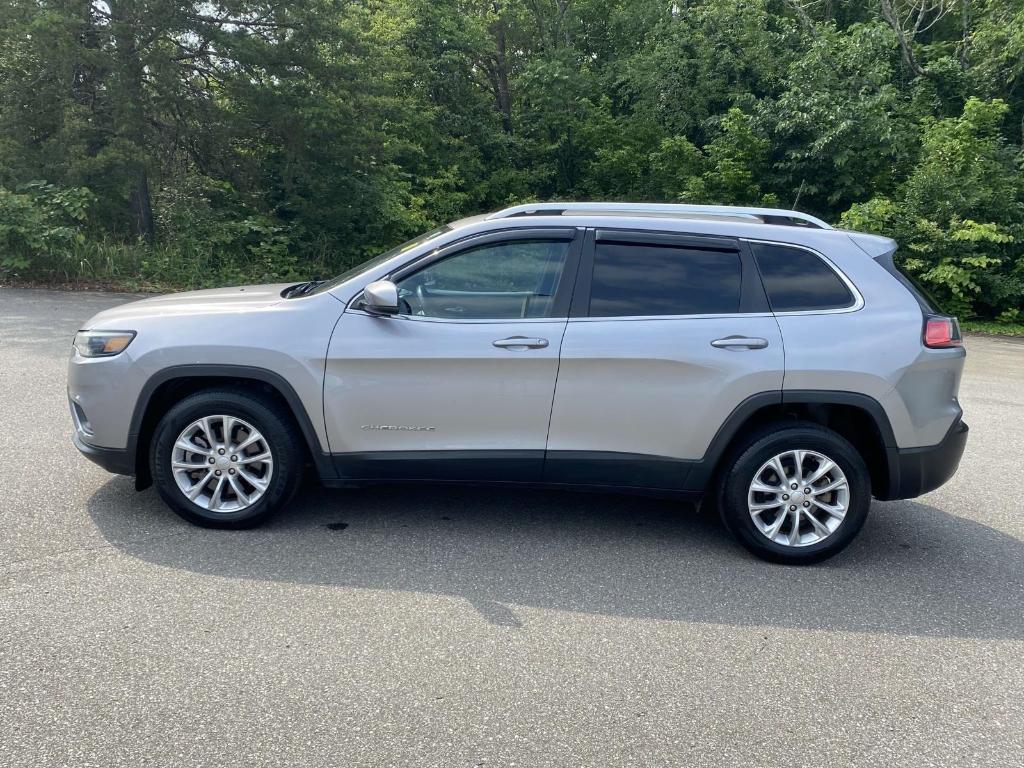 used 2019 Jeep Cherokee car, priced at $13,994
