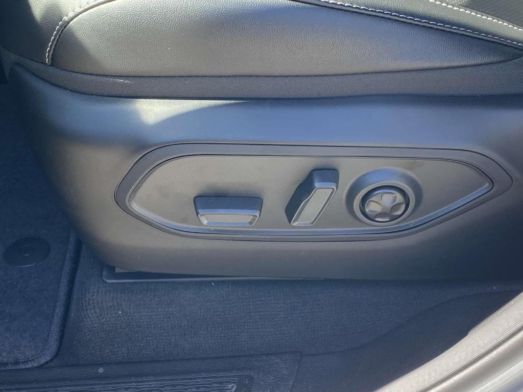 new 2025 Jeep Grand Cherokee car, priced at $51,341