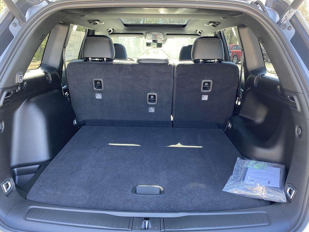 new 2025 Jeep Grand Cherokee car, priced at $55,455