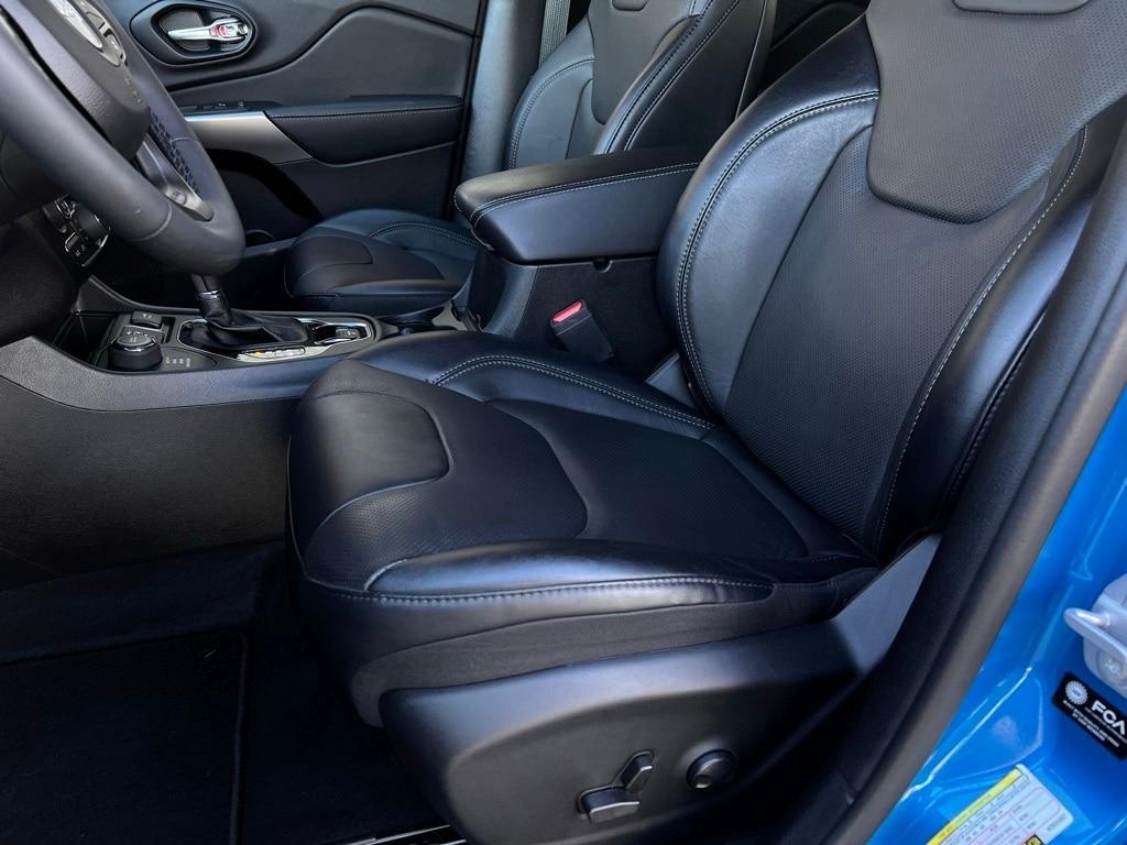 used 2022 Jeep Cherokee car, priced at $31,599