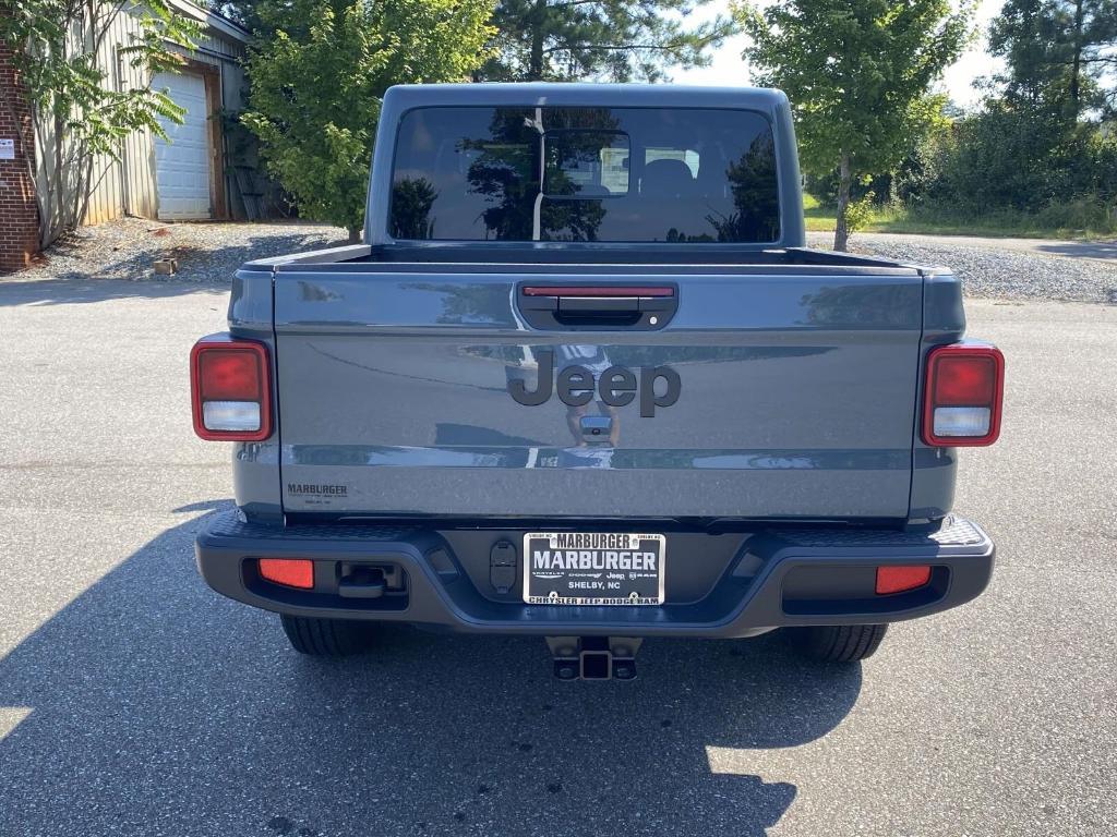 new 2025 Jeep Gladiator car, priced at $47,175