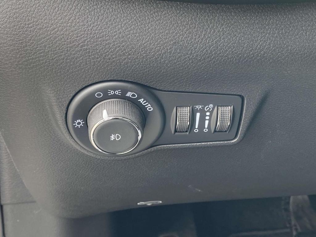 new 2025 Jeep Compass car, priced at $35,594