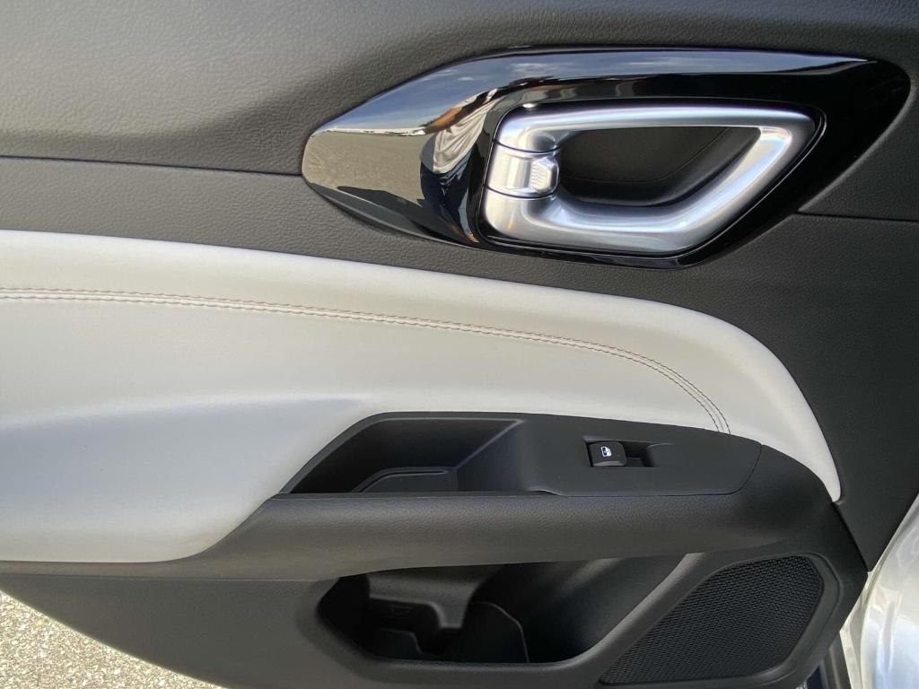 new 2025 Jeep Compass car, priced at $33,243
