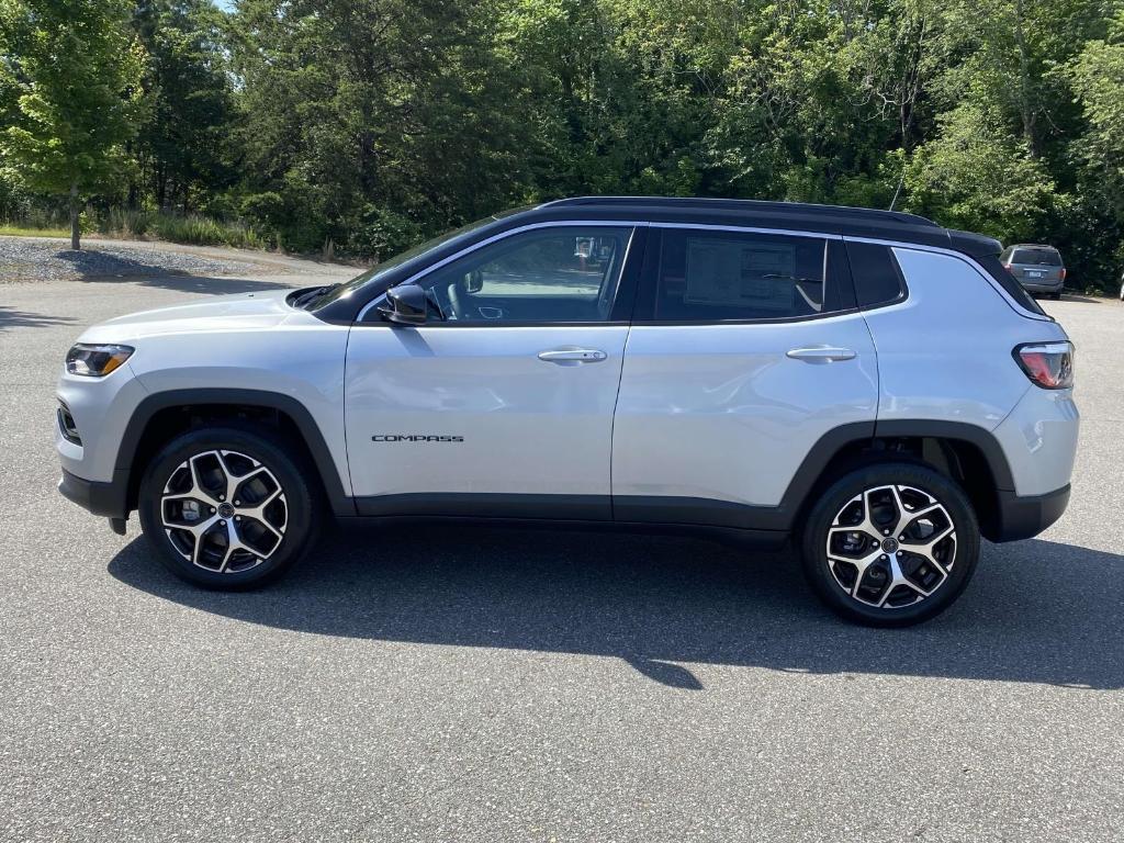 new 2025 Jeep Compass car, priced at $33,243