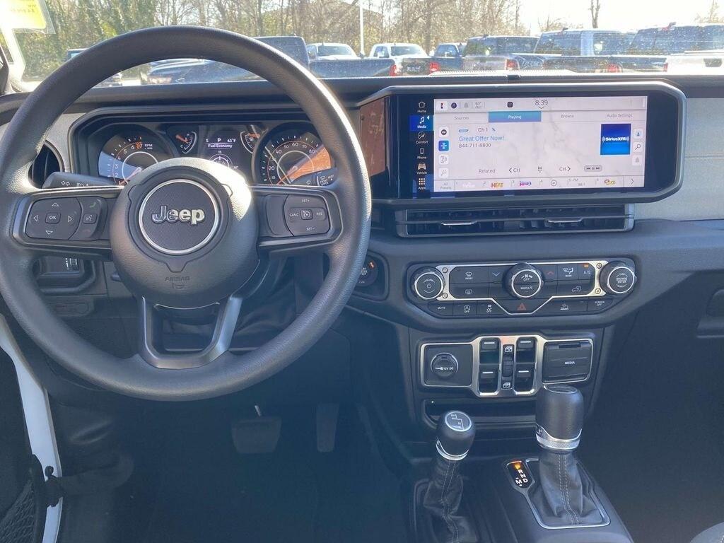 new 2025 Jeep Gladiator car, priced at $41,790