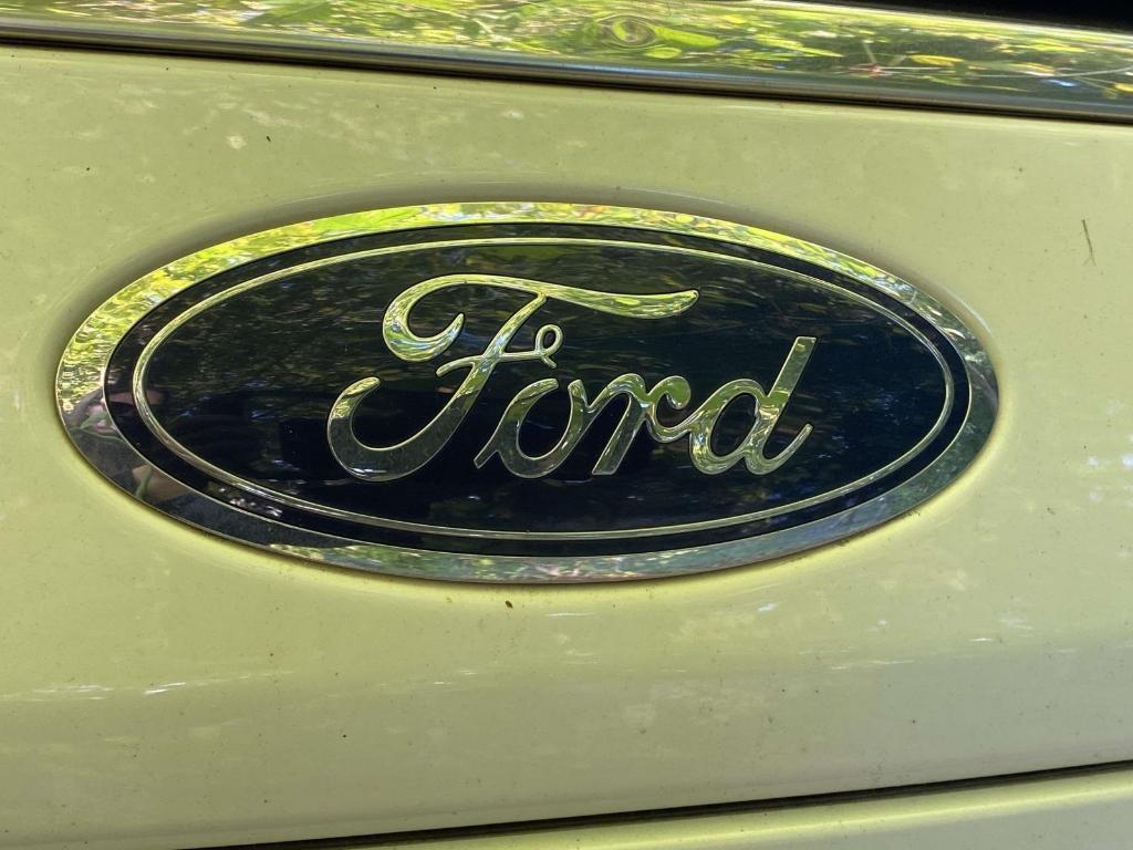 used 2023 Ford Expedition car, priced at $49,599
