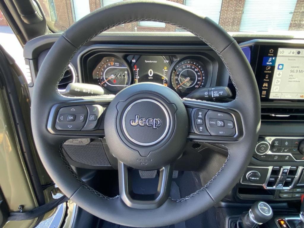 new 2025 Jeep Gladiator car, priced at $47,455