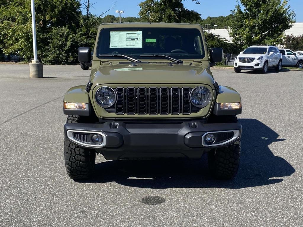 new 2025 Jeep Gladiator car, priced at $47,455