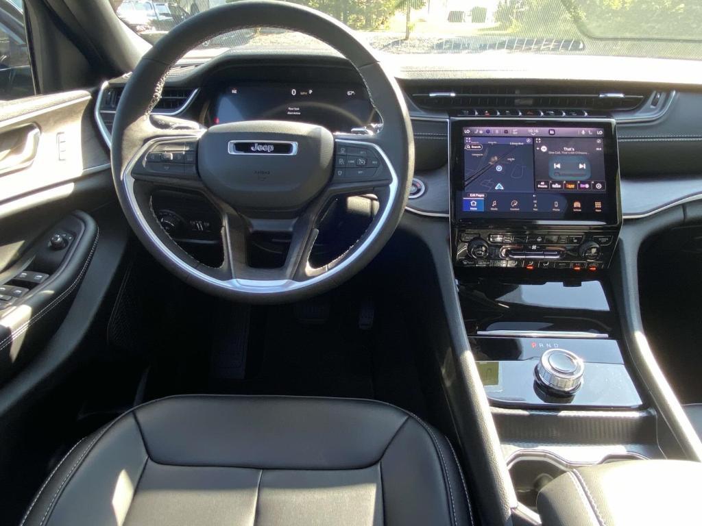 new 2025 Jeep Grand Cherokee car, priced at $44,260