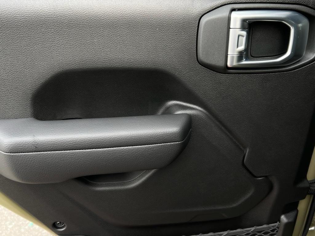 new 2025 Jeep Wrangler car, priced at $56,592