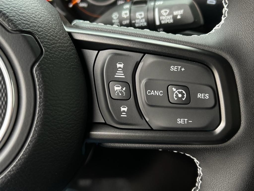 new 2025 Jeep Wrangler car, priced at $56,592