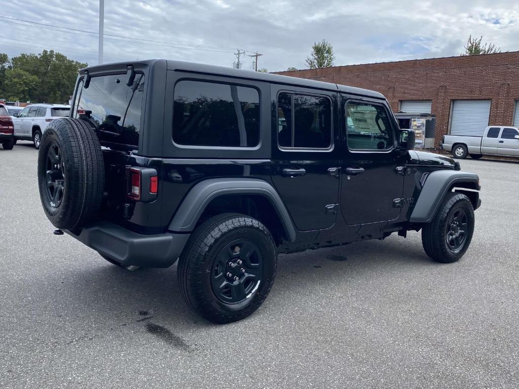 new 2026 Jeep Wrangler car, priced at $44,740