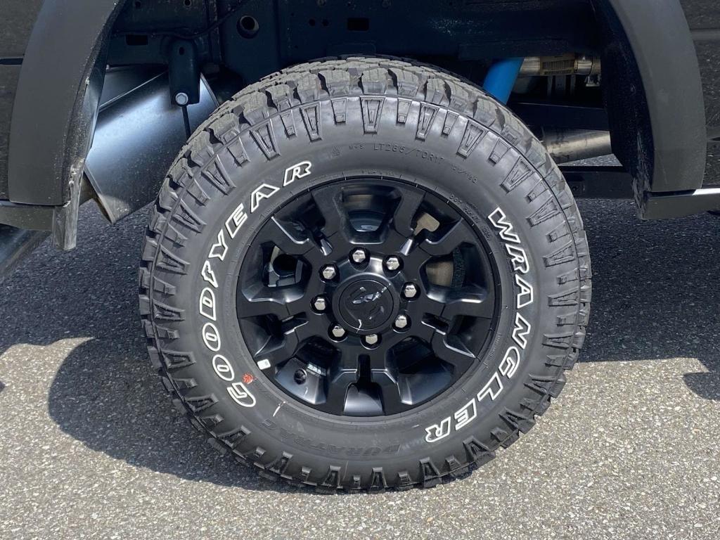 new 2025 Ram 2500 car, priced at $58,717