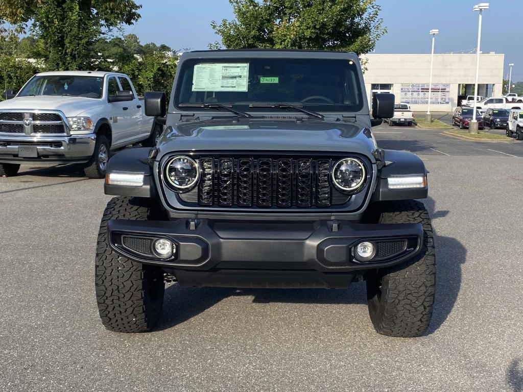 new 2025 Jeep Wrangler car, priced at $58,270