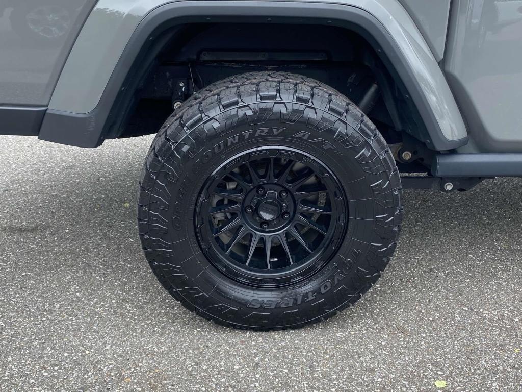 used 2021 Jeep Gladiator car, priced at $34,559