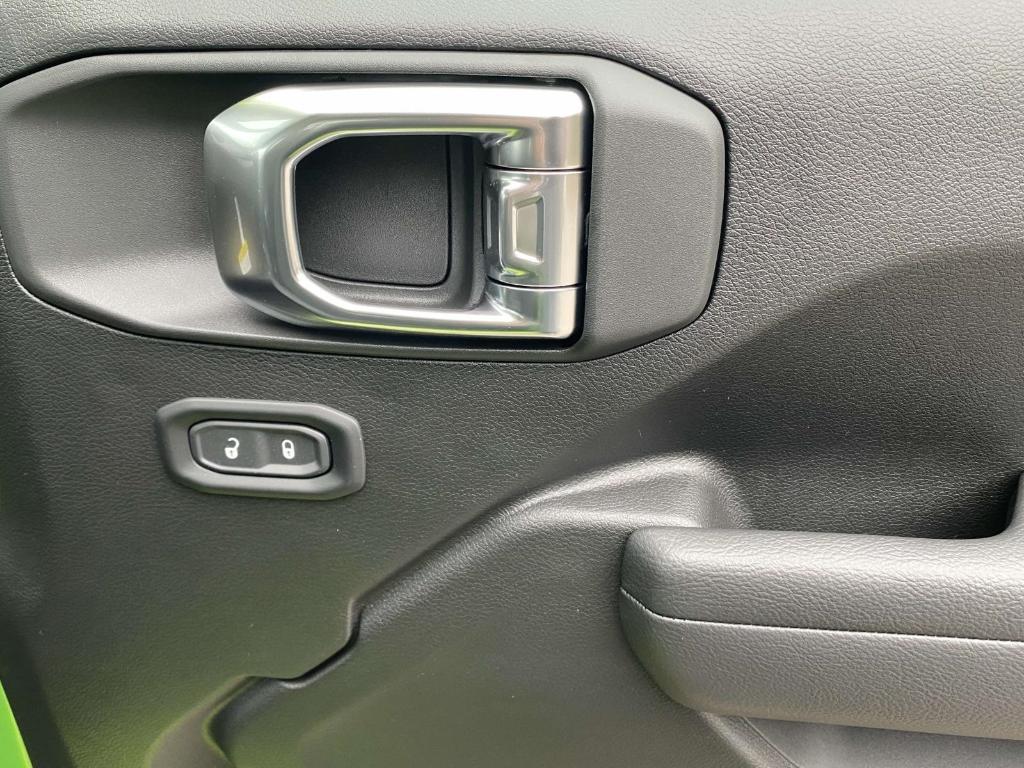 new 2025 Jeep Wrangler car, priced at $35,688
