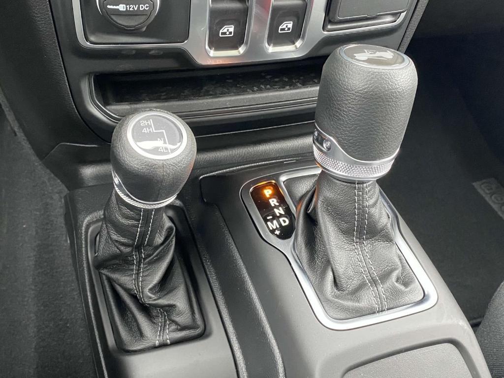 new 2025 Jeep Wrangler car, priced at $35,688
