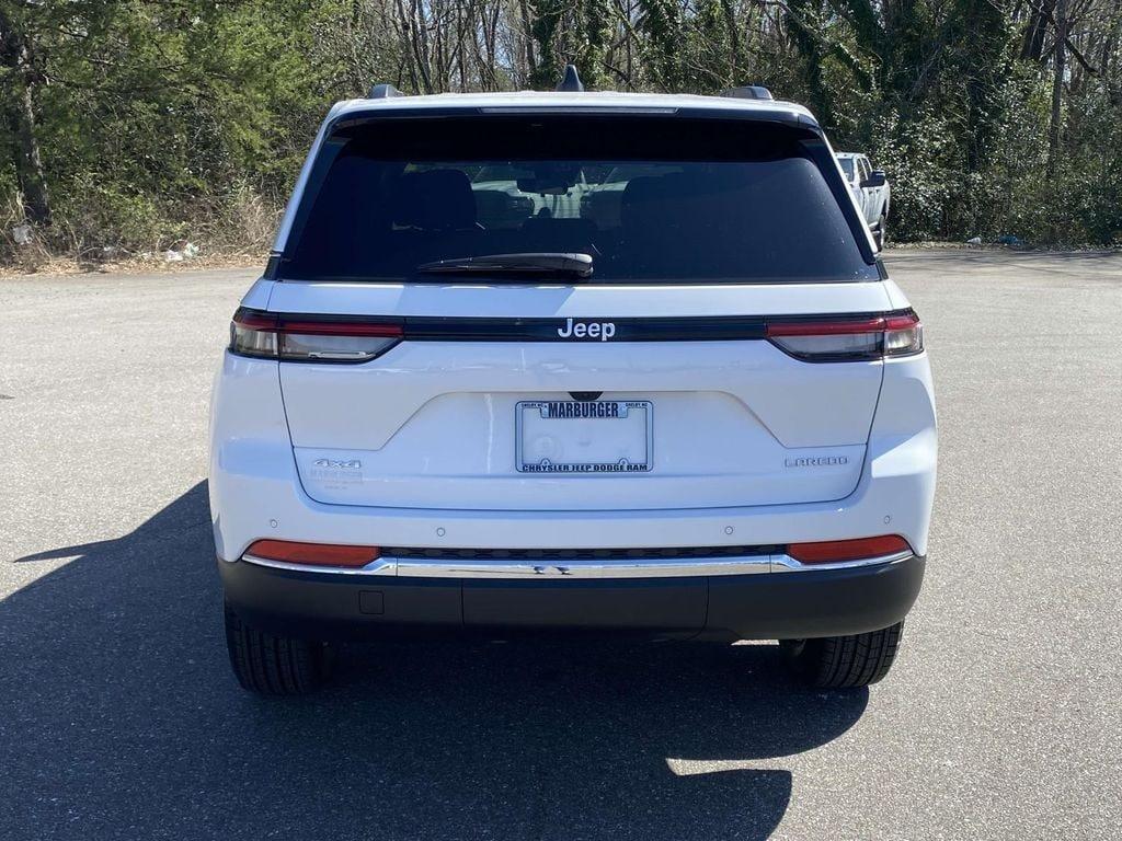 new 2025 Jeep Grand Cherokee car, priced at $42,375