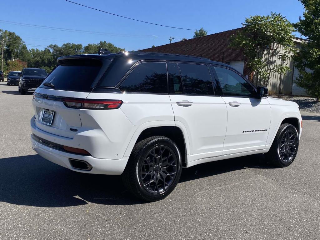 new 2025 Jeep Grand Cherokee car, priced at $65,715