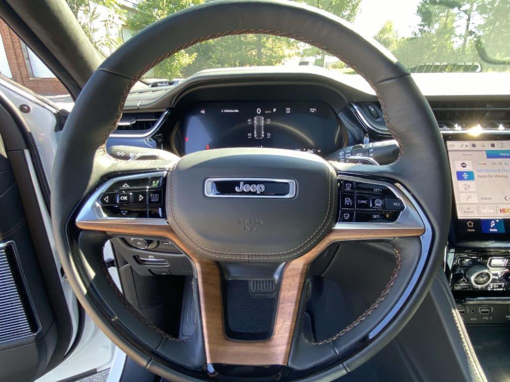 new 2025 Jeep Grand Cherokee car, priced at $65,715