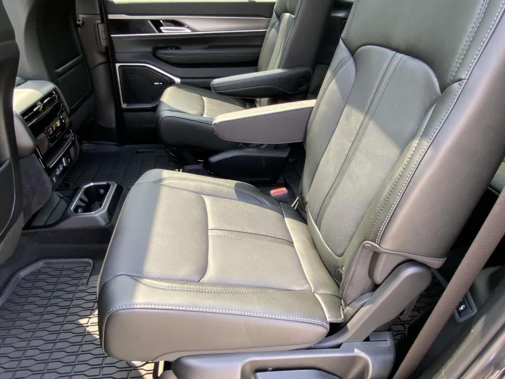new 2025 Jeep Wagoneer car, priced at $74,530