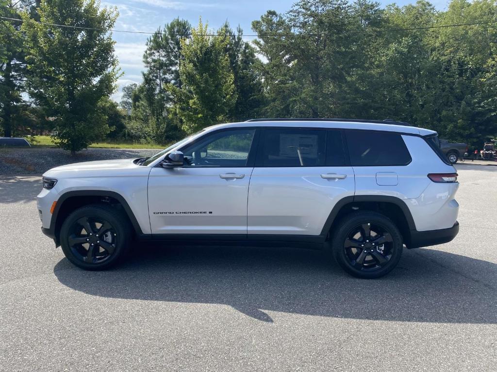 new 2025 Jeep Grand Cherokee L car, priced at $46,462