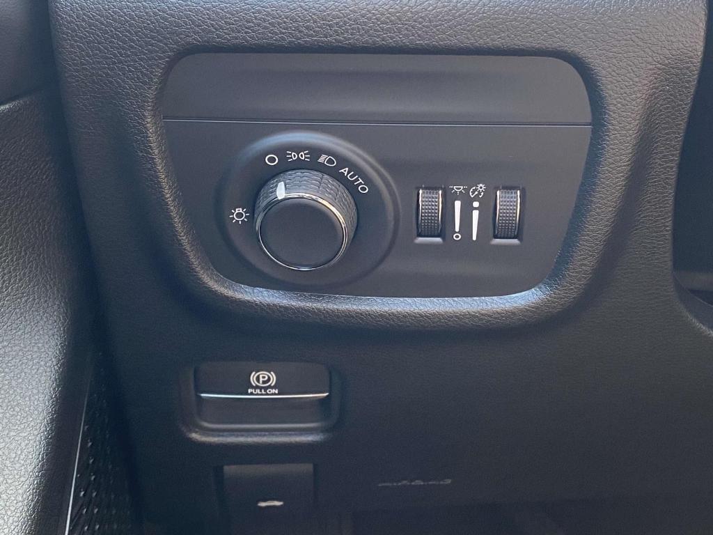 new 2025 Jeep Grand Cherokee L car, priced at $46,462