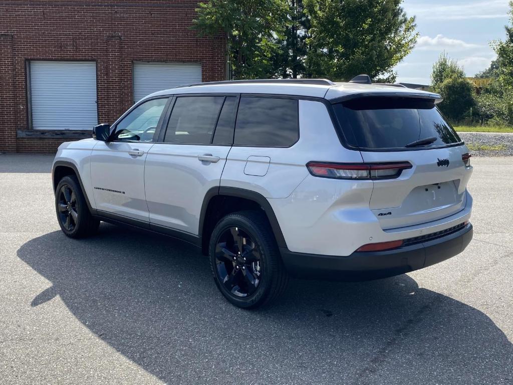 new 2025 Jeep Grand Cherokee L car, priced at $46,462