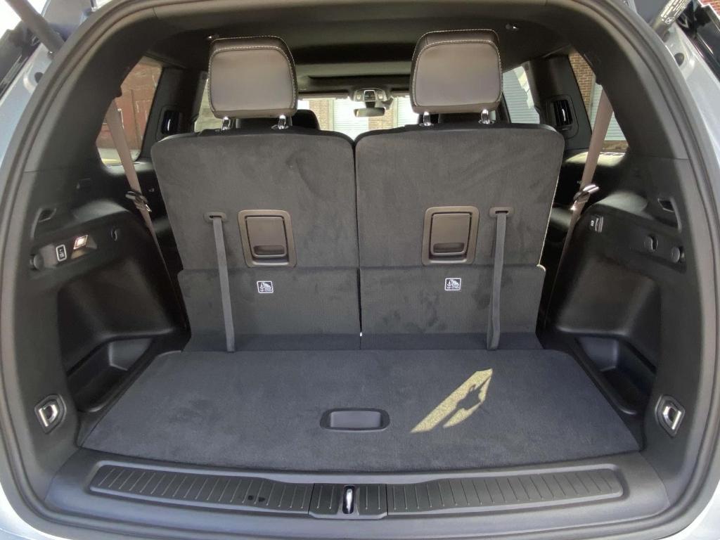 new 2025 Jeep Grand Cherokee L car, priced at $46,462