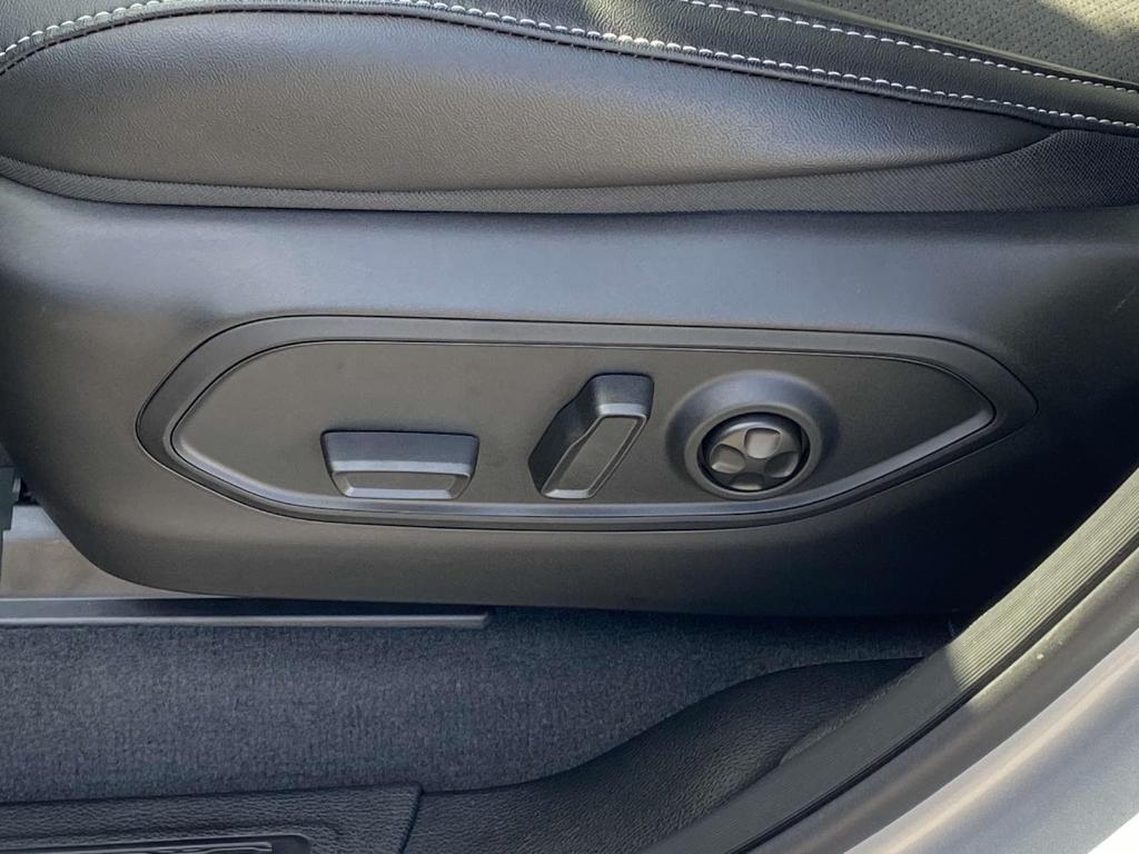 new 2025 Jeep Grand Cherokee L car, priced at $46,462