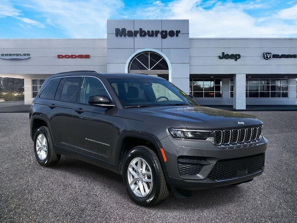 new 2025 Jeep Grand Cherokee car, priced at $42,165