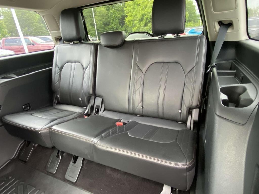 used 2021 Ford Expedition car, priced at $43,689
