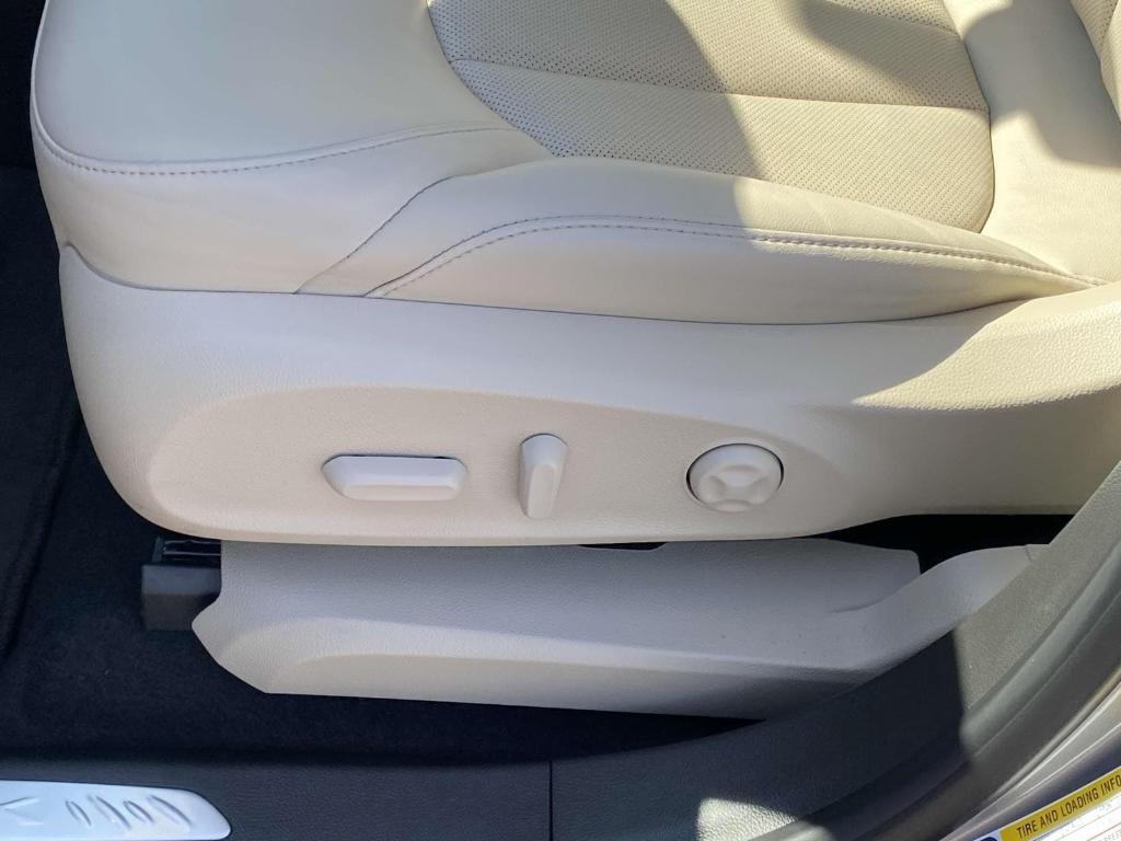 used 2020 Buick Envision car, priced at $26,999