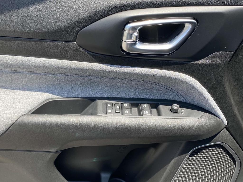 new 2025 Jeep Compass car, priced at $28,463