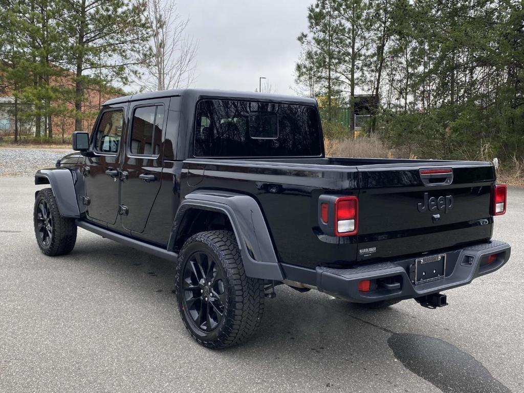 new 2025 Jeep Gladiator car, priced at $43,735