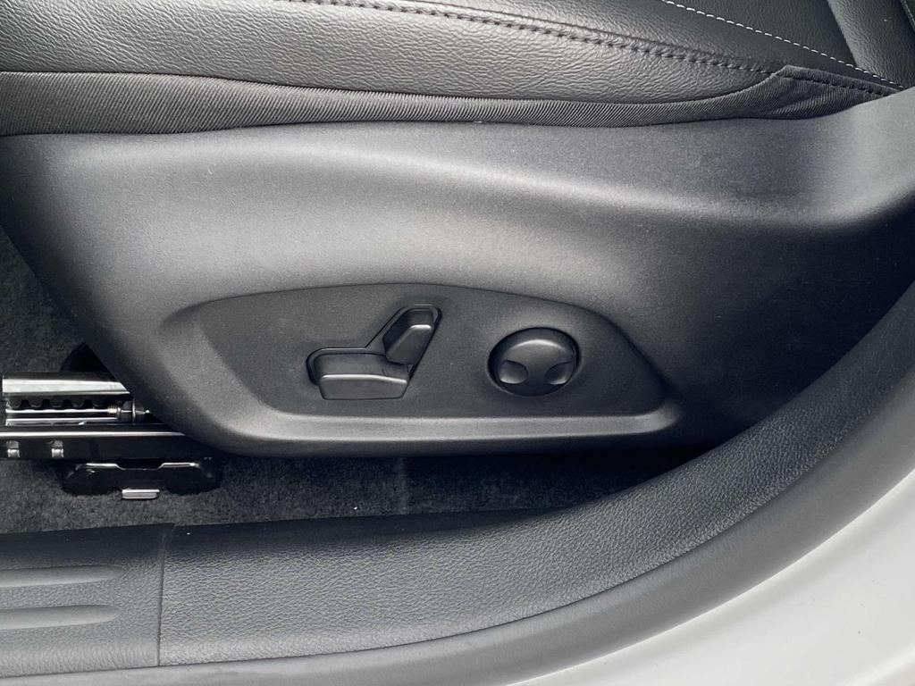 new 2025 Jeep Compass car, priced at $35,594