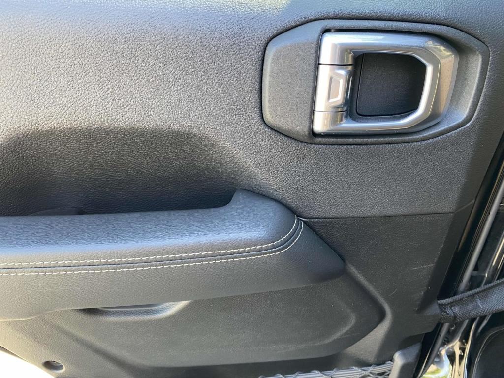 used 2021 Jeep Wrangler Unlimited car, priced at $37,699