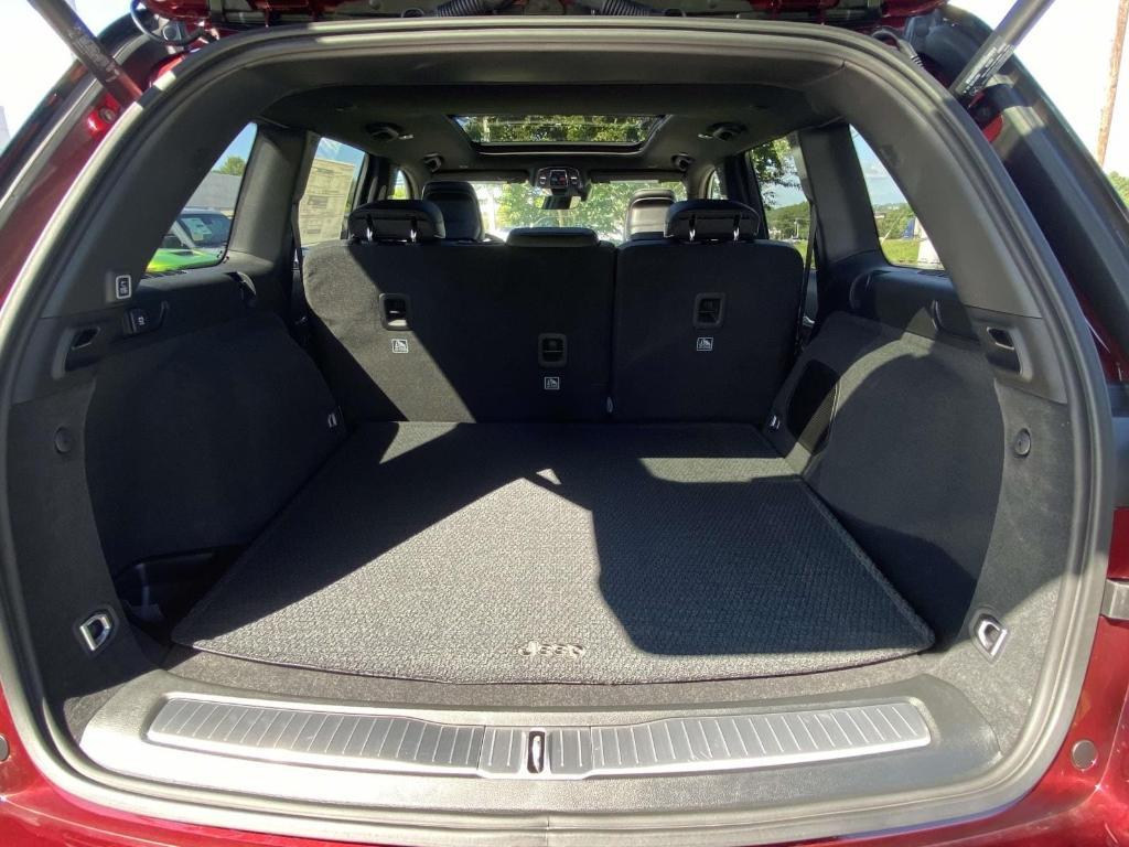 new 2025 Jeep Grand Cherokee car, priced at $61,425