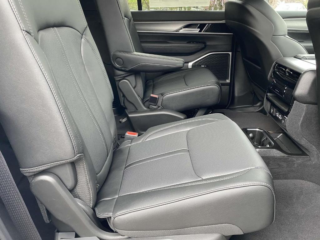 new 2025 Jeep Wagoneer car, priced at $71,735