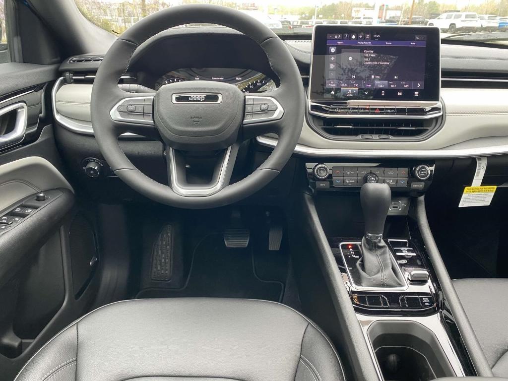 new 2025 Jeep Compass car, priced at $37,510