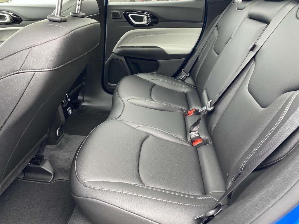 new 2025 Jeep Compass car, priced at $37,510